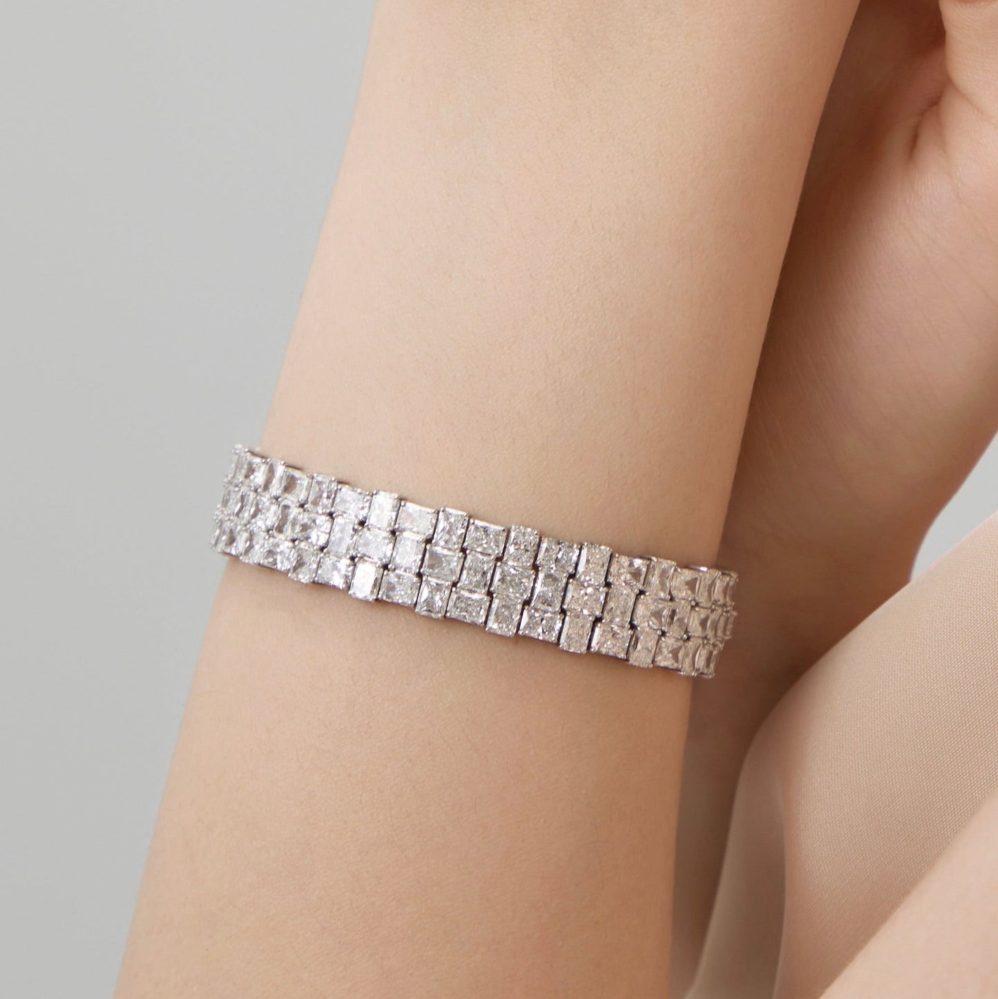 18k Gold Lab Grown The Harper Radiant-Shaped Diamond Bracelet