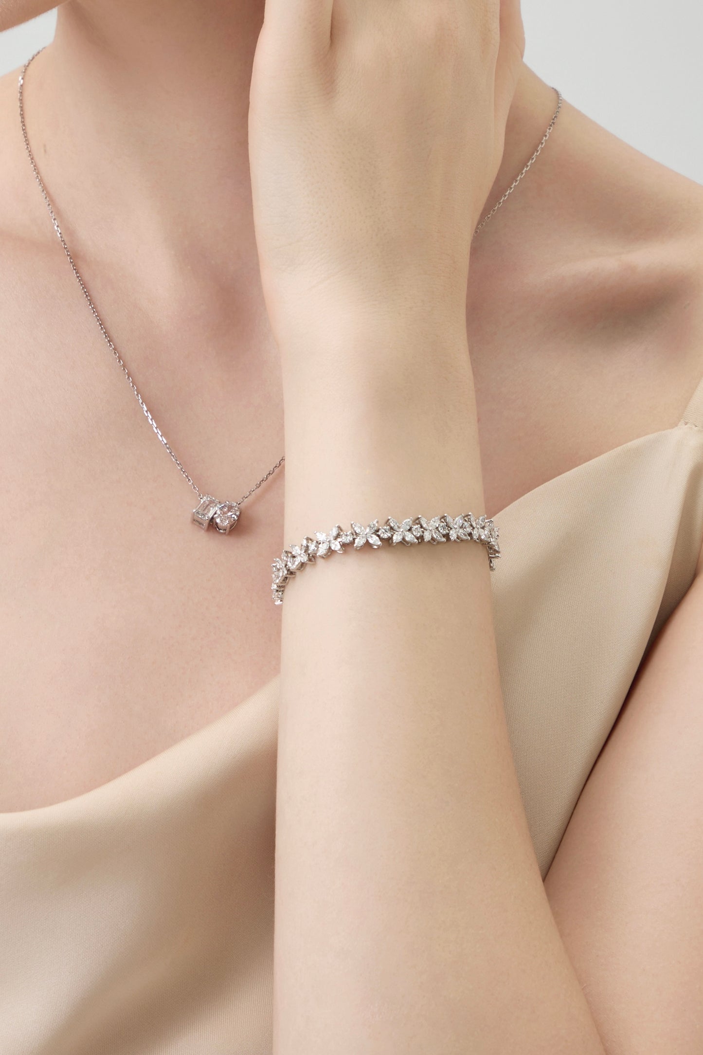 Lab Grown Floral Marquise-shaped Diamond Bracelet