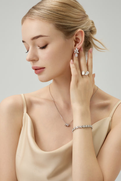 Lab Grown 3.00ct Emerald cut & 3.50ct Pear cut moi et toi Diamond Ring