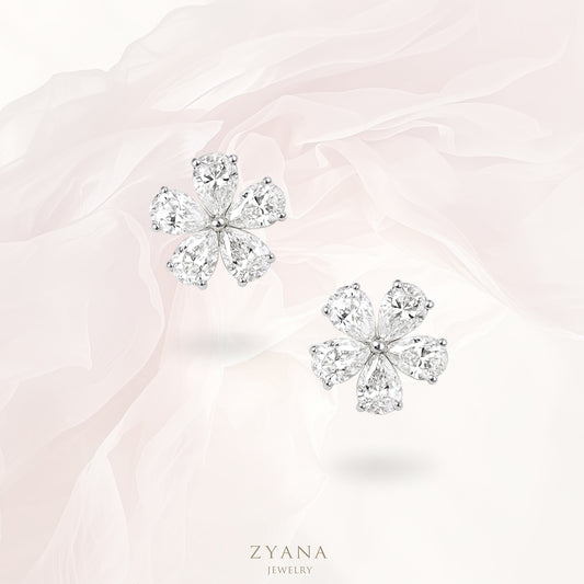 18k Gold PETAL Lab Grown Diamond Floral Stud Earrings