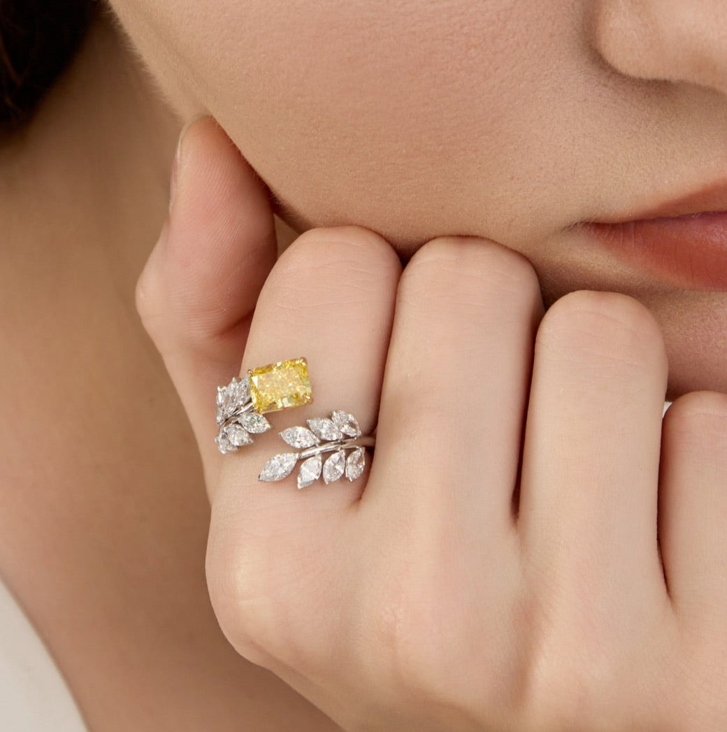 Lab Grown 1.50ct Fancy Intense Yellow Radiant shaped Laurel Leaf Diamond Ring