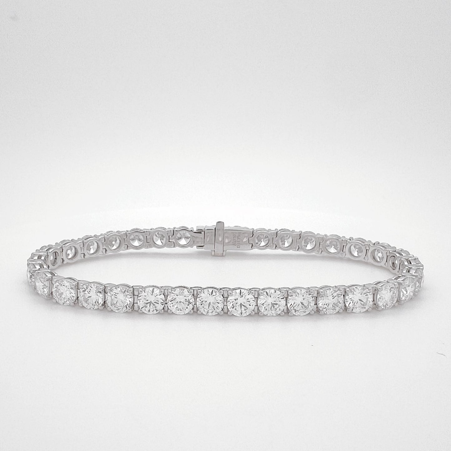 Lab Grown Round Brilliant Diamond Tennis Bracelet | 0.30ct each
