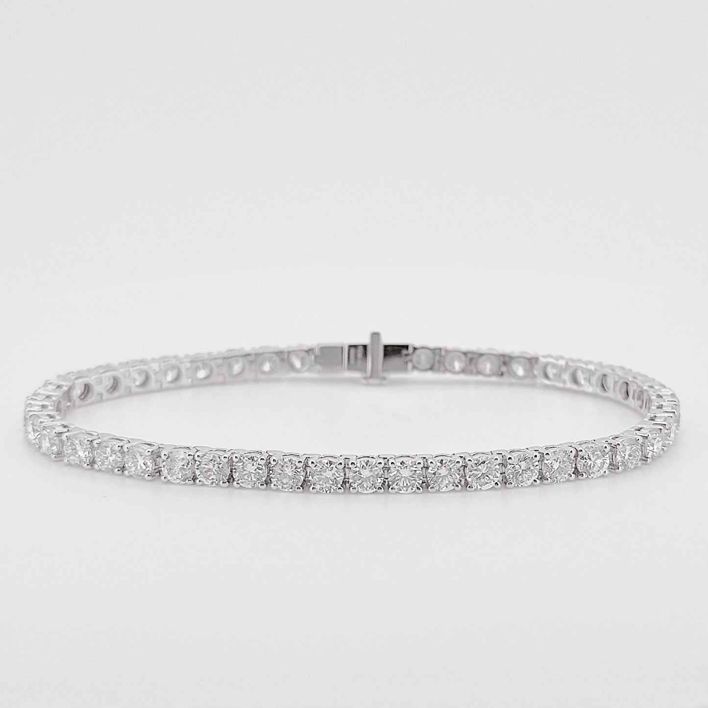 Lab Grown Round Brilliant Diamond Tennis Bracelet | 0.10ct each