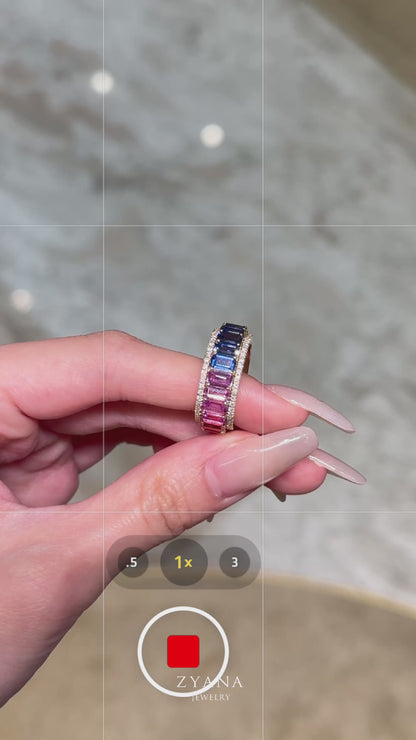 Reverie Natural Rainbow Sapphire & Diamond Turning Ring